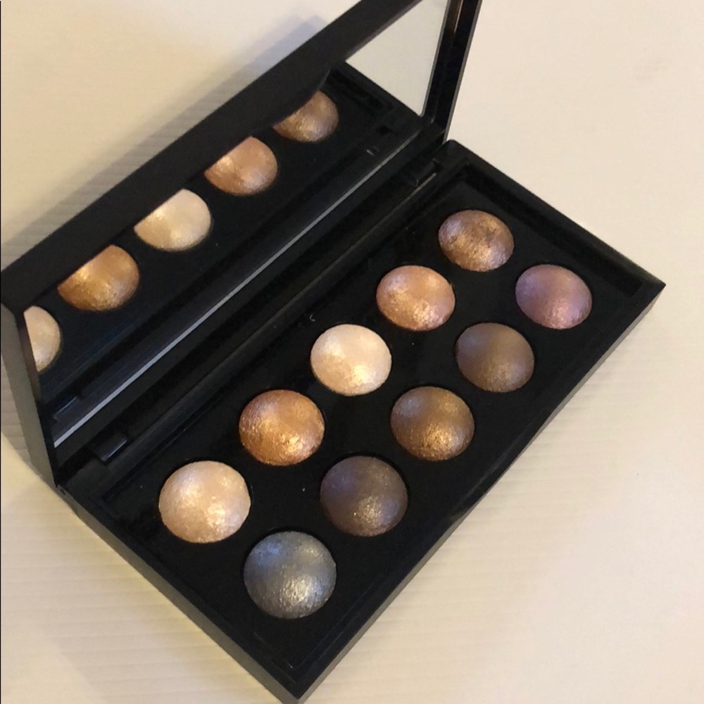 e.l.f. Baked Eyeshadow Palette and Applicators